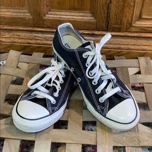 Black Converse Chuck Taylor All Stars